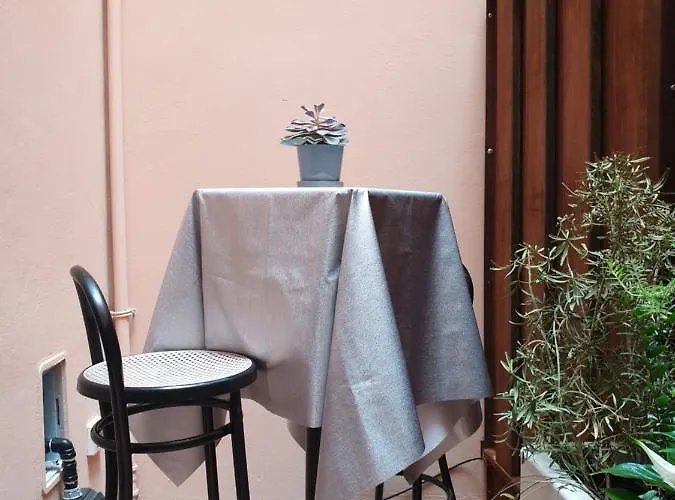 Saint George And The Dragon Apartment Bologna